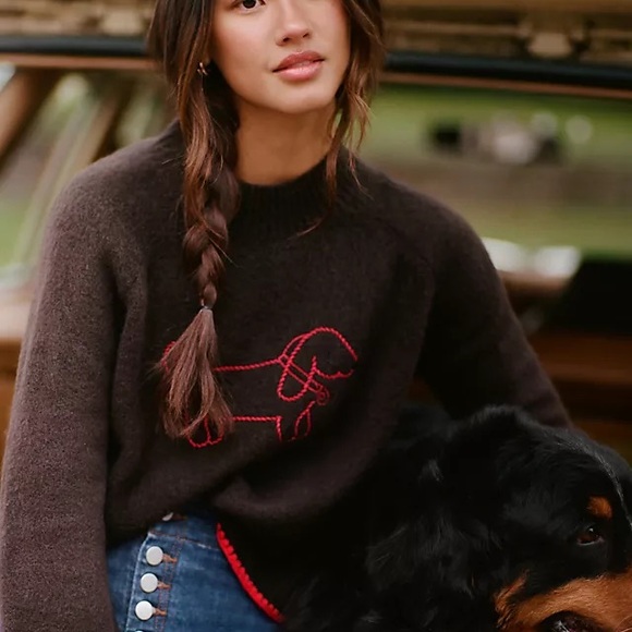 Anthropologie Sweaters - Flat White Mock-Neck Embroidered Dog Icon Sweater, Size XS